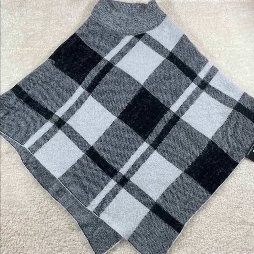 Catherine Lillywhite Plaid Knit Poncho Cape Gray Black One Size